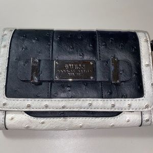 Guess Wallet